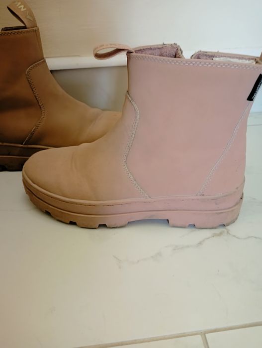 Дівочі.    чобітки