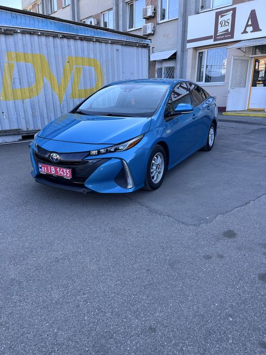 Продам Toyota Prius Prime плагінгібрид
