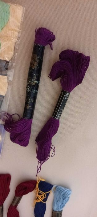 Linhas para bordar à mão