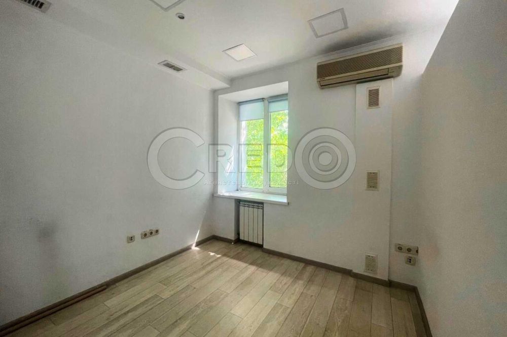 Продаж торгово-офісного приміщення, 351 кв.м