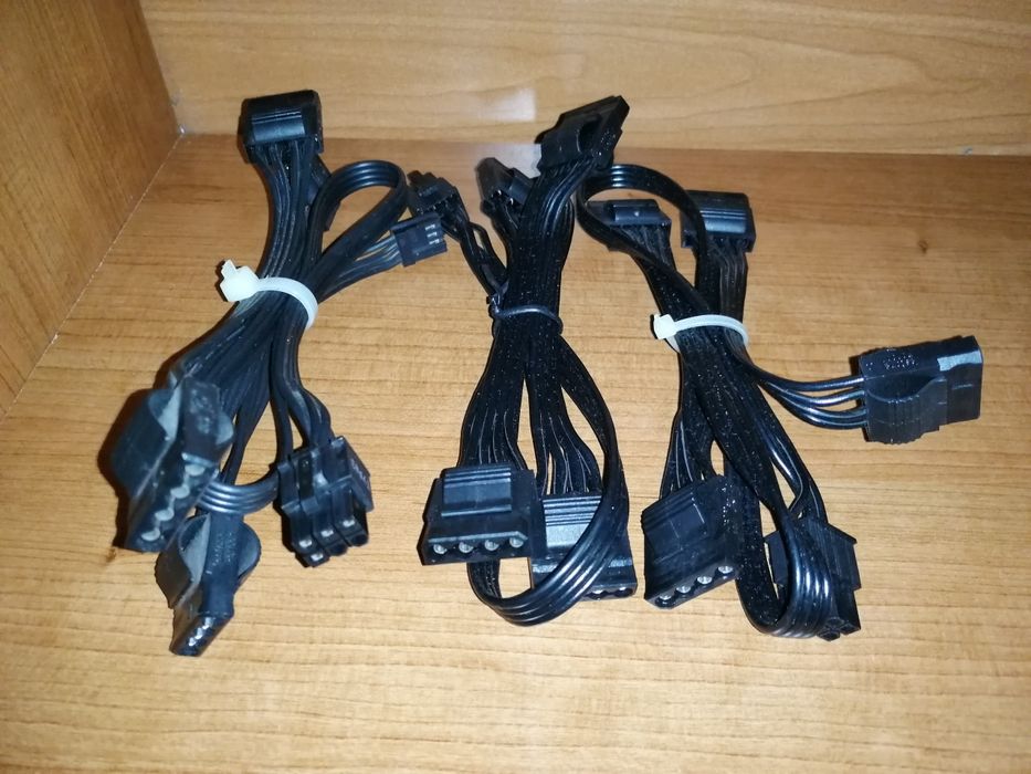Fonte de Alimentação Corsair CX500M Semi-modular (500 watts)