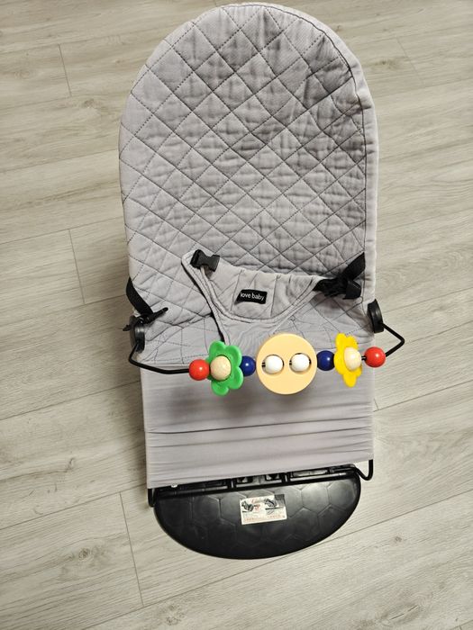 Дитячий шезлонг- гойдалка