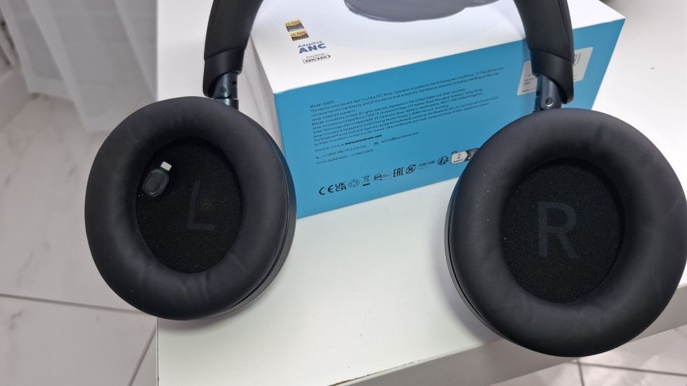 słuchawki bezprzewodowe nausne Anker Soundcore Space One + Etui
