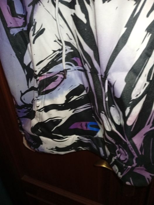 Sweatshirt com Capuz One Piece