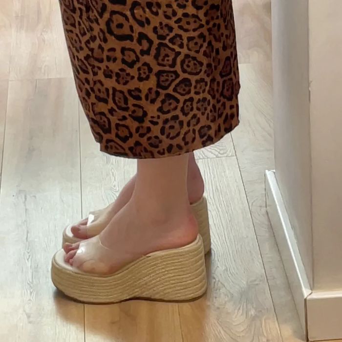 підбори пляжні ZARA
