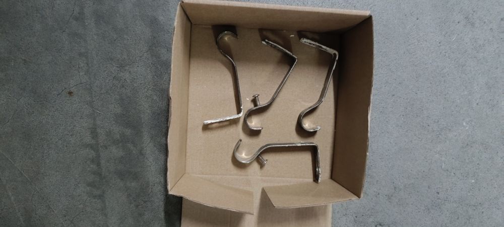 Varões extensíveis para cortinados