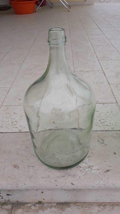 Garrafões Coloridos