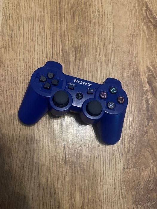 Sprawny pad do PS3. Nowy
