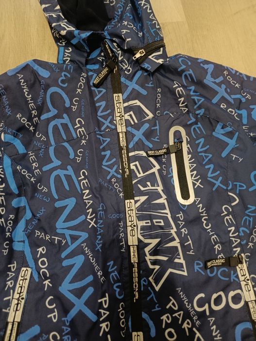 Куртка, ветровка