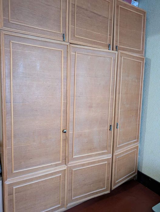 Продам шкаф антресоль