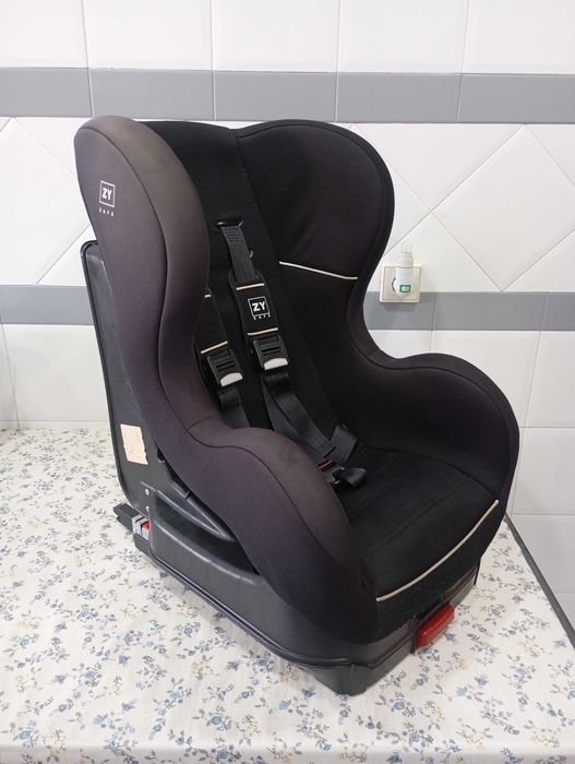 Cadeira Isofix ZY preta