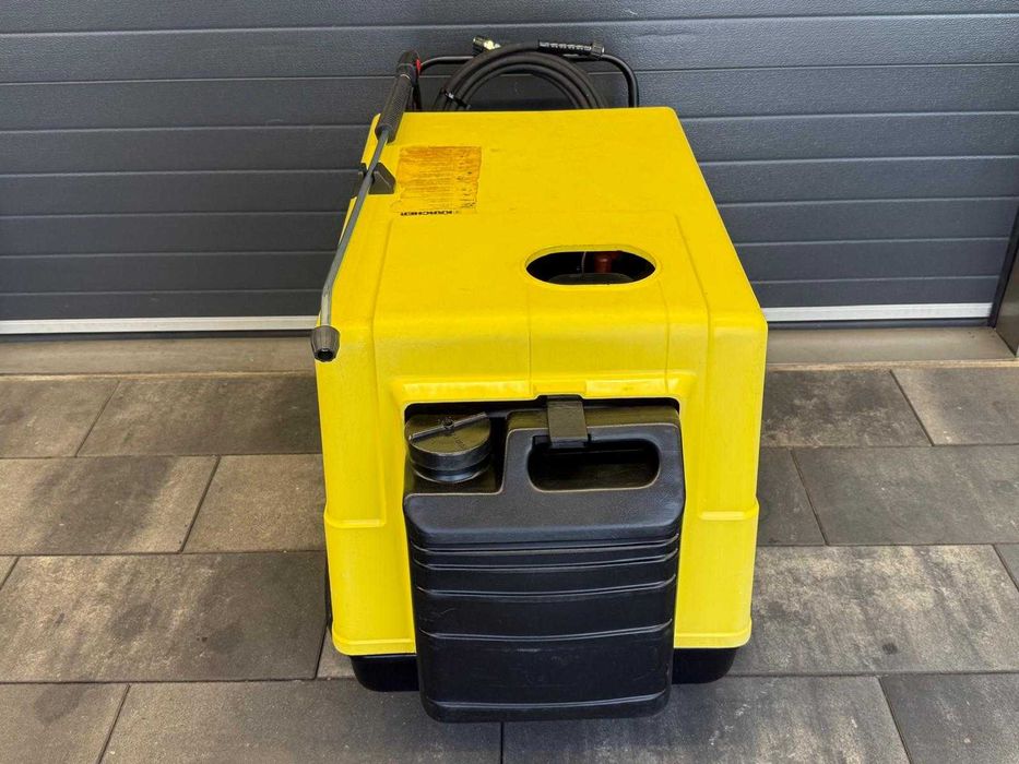 Myjka ciśnieniowa Karcher HDS 690
