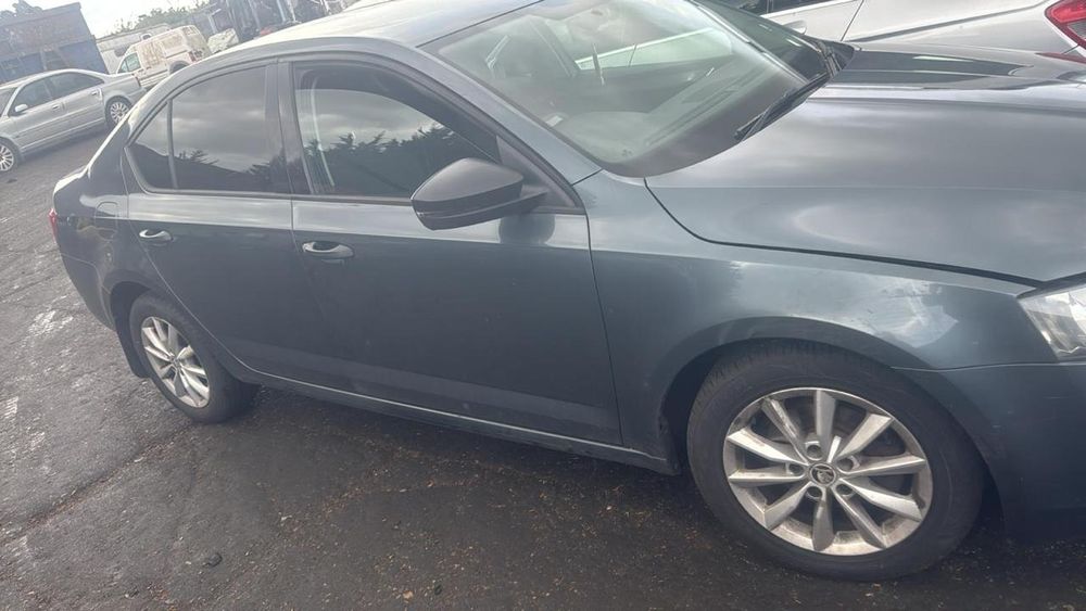 Запчастини Запчасти Разборка Двигун Skoda Octavia 3 A7 2016 LF7Y DFG