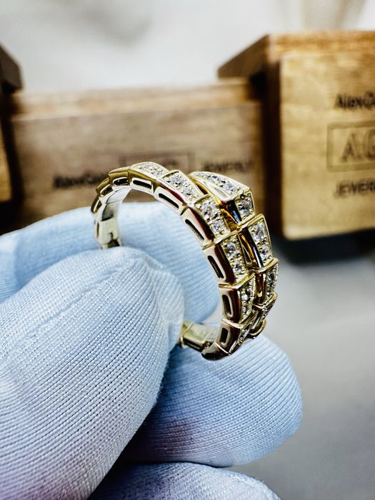 Золотое кольцо змея bvlgari 585 в наличии!