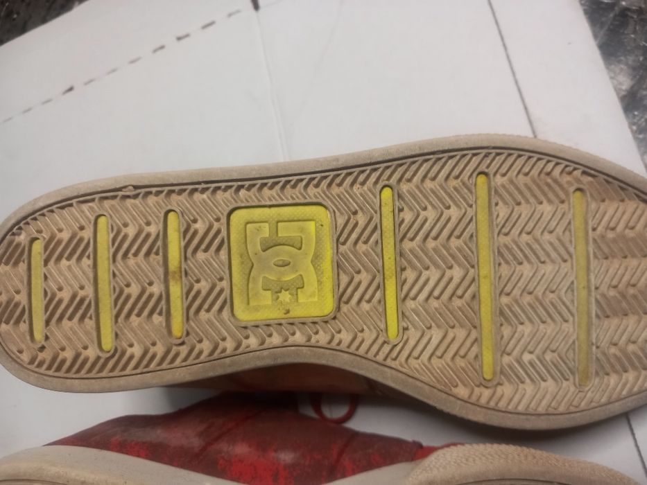 Tenis DC  originais imaculados