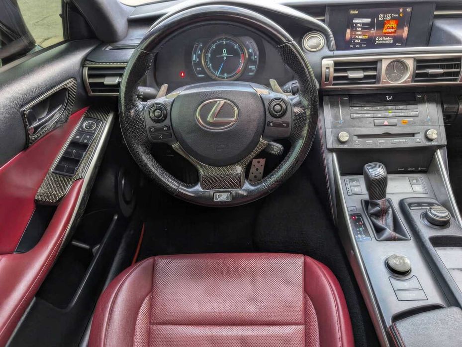 Lexus IS 300      2016