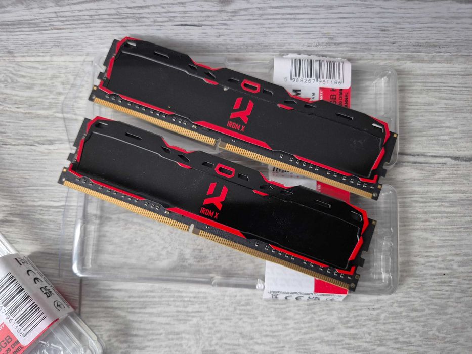 пам'ять DDR4 16GB Kit 2x8GB 3200MHz CL16 Goodram IRDM-X. Trade-in