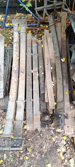 Рисори задні з підресорниками на Газ 53 3307