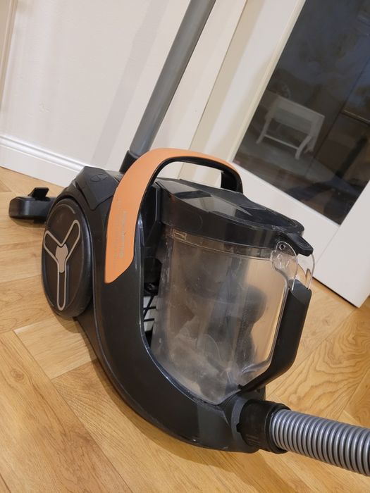 Odkurzacz bezworkowy Rowenta