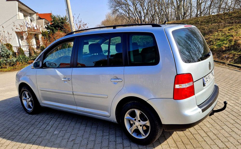 Volkswagen Touran 1.9 TDI 105 Km Automat DSG Zarejestrowany
