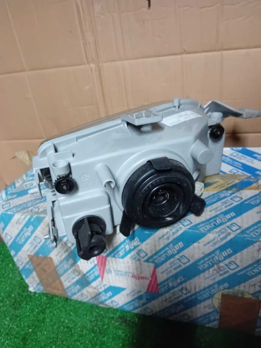 farol esq fiat punto mk1 novo original