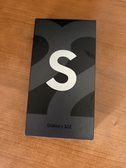 Samsung s22 em bom estado