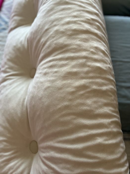 Almofada/ Travesseiro de cama-sofa