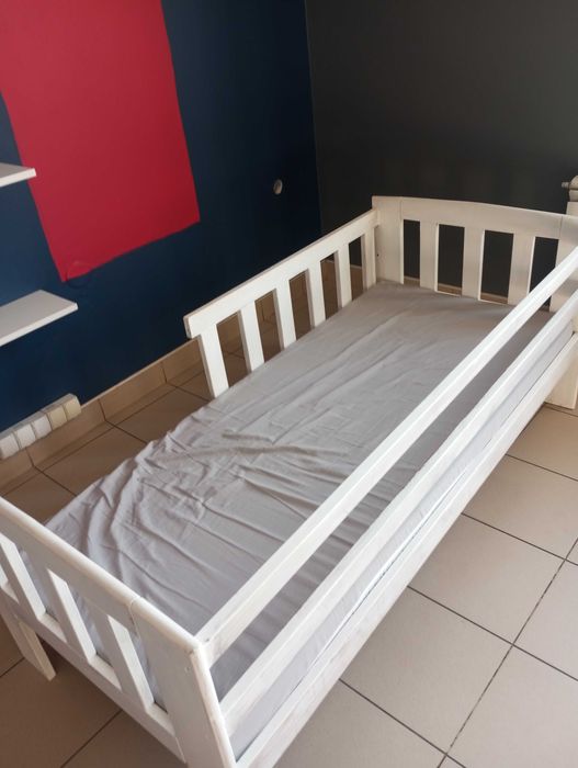 Sprzedam łóżeczko dziecięce