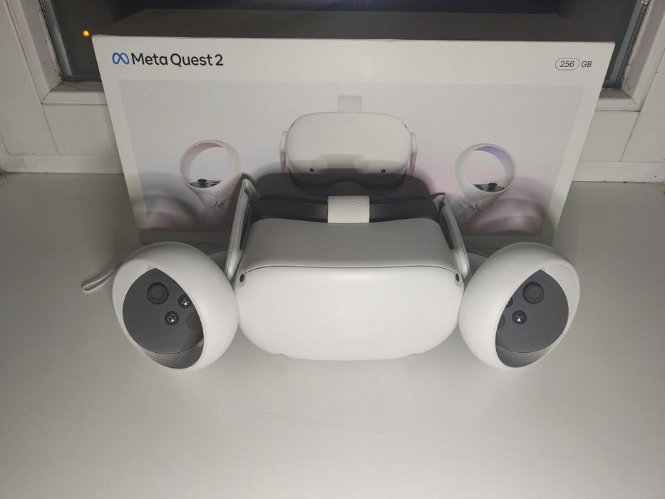 Як нові. Гарантія. Окуляри віртуальної реальності Meta Quest 2 256GB