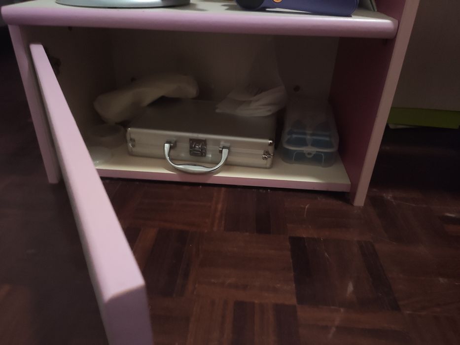 Cama de criança/ infantil. Preço negociável, sem colchão
