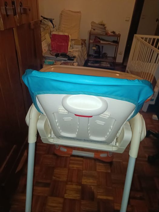 Cadeira refeição bebé chicco