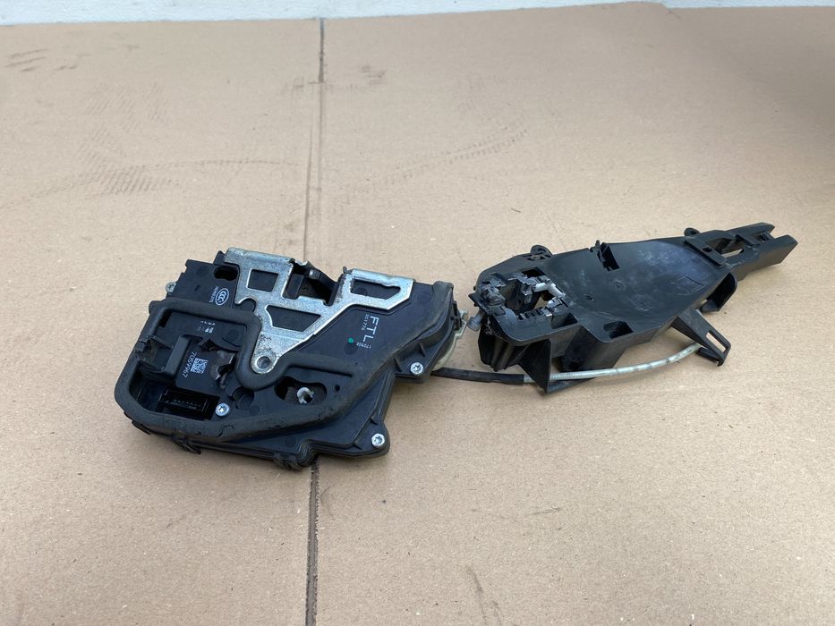 Zamek Drzwi Lewy Przód BMW E60 E61 E63 E64 E65 E66 E70 E71 E90 E91 E92