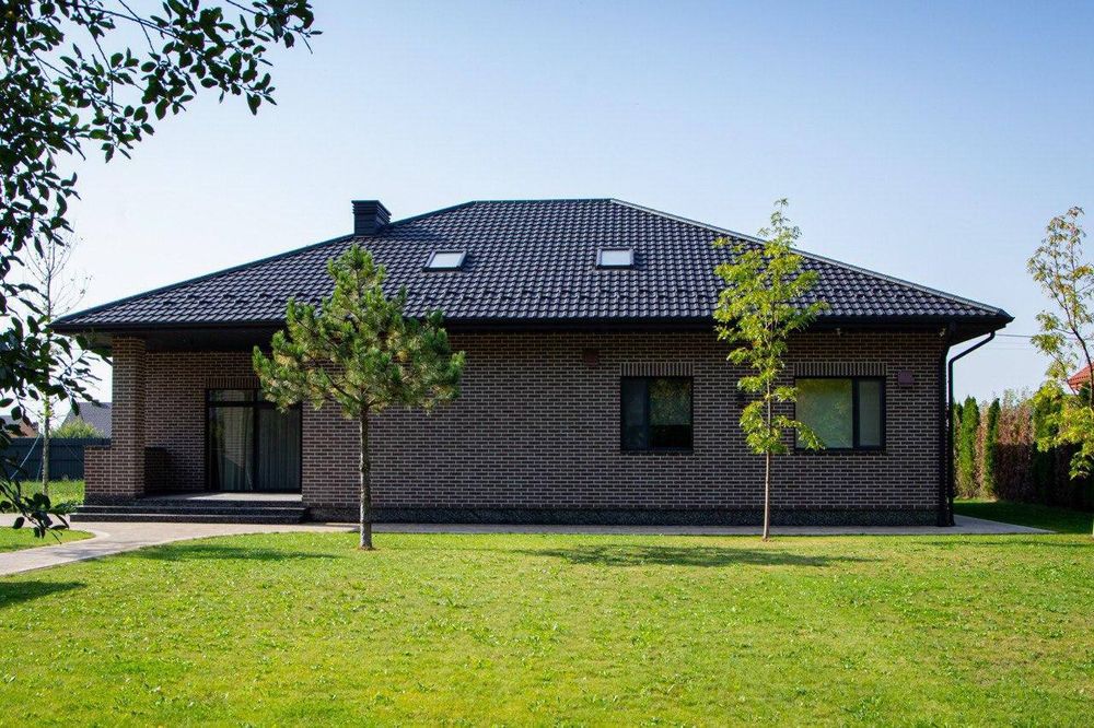 Елітний будинок біля лісу Рованці, вул. Княжа 360 м2
життя!