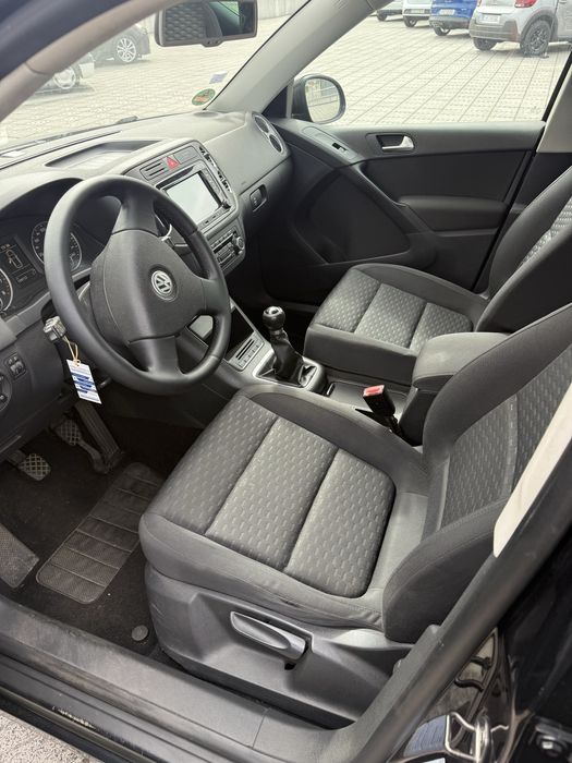 Vendo Vw Tiguan com motor novo 0 km