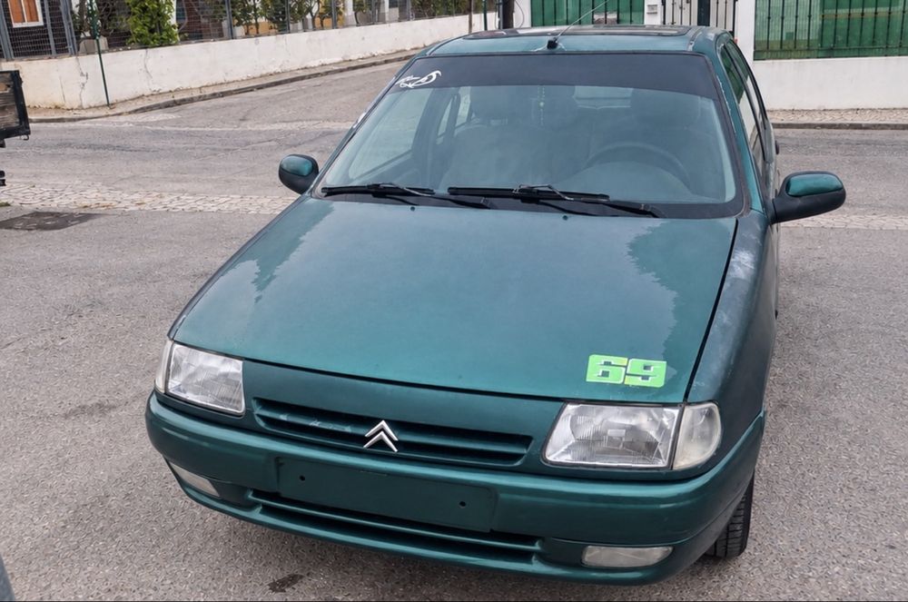 Citroen saxo exclusive 1.0