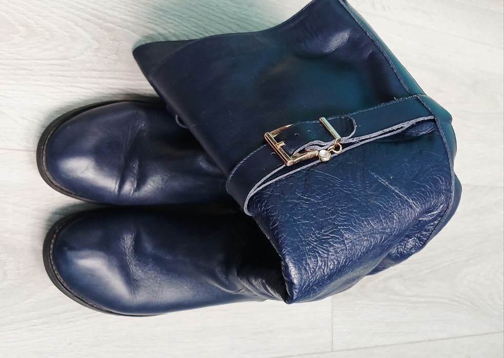 Продам жіночі чоботи