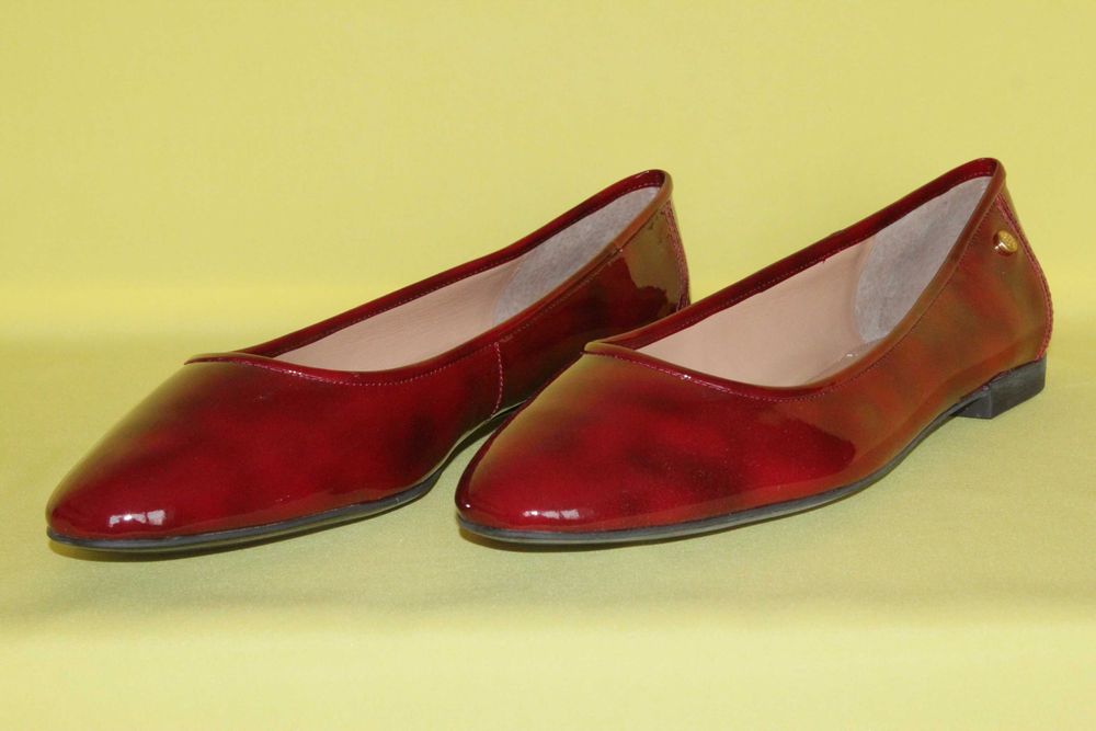 Балетки жіночі Vince Camuto, розмір 42,5