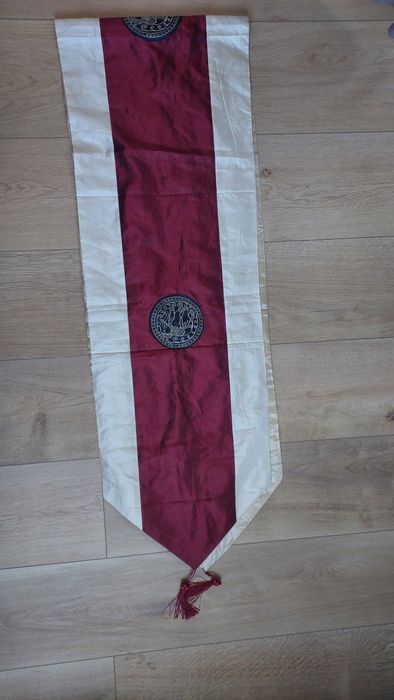 Bieżnik ciekawy wzór