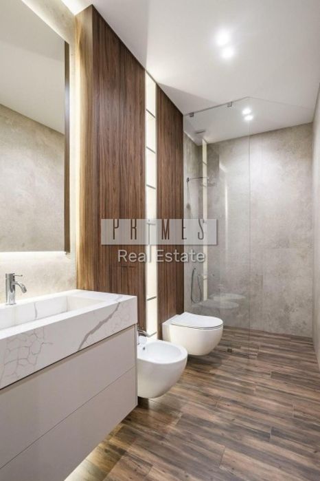 Продаж будинку Лісники, новий ремонт. Газ. Стіни-цегла.