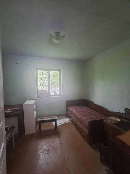 Гарна дачка поруч з містом