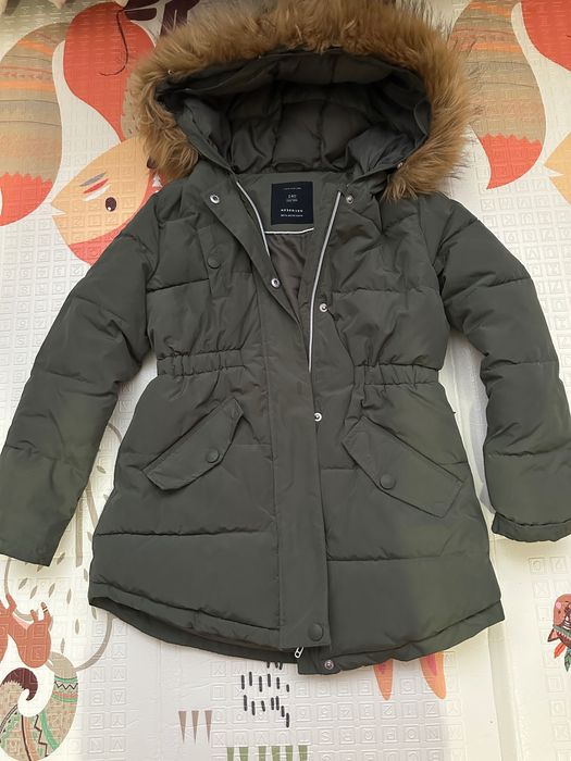 Курточка на дівчинку 130-140