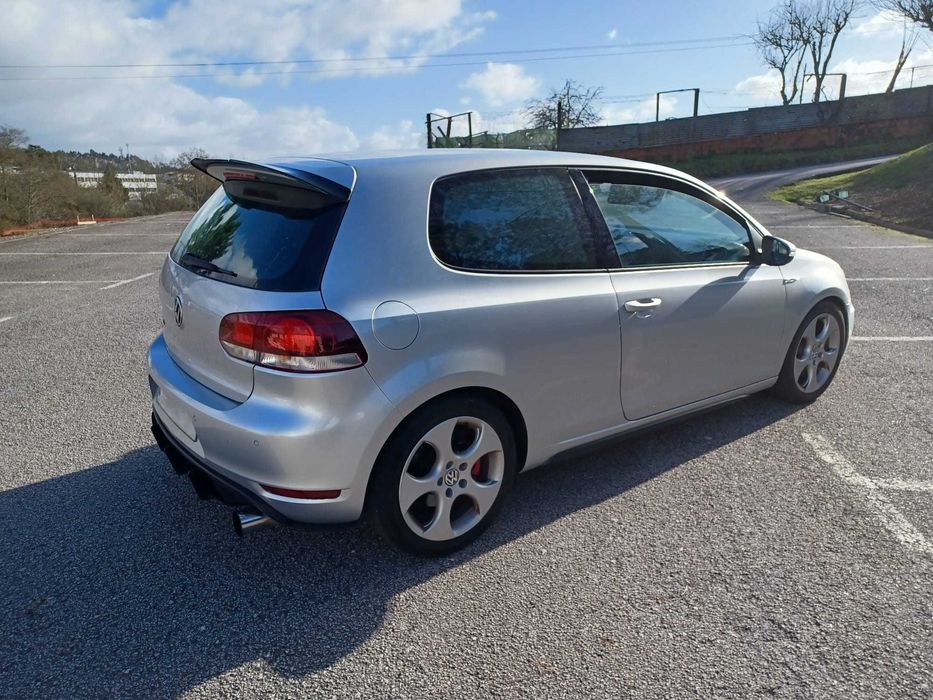 Volkswagen Golf VI GTI 2.0 TSI - 210cv