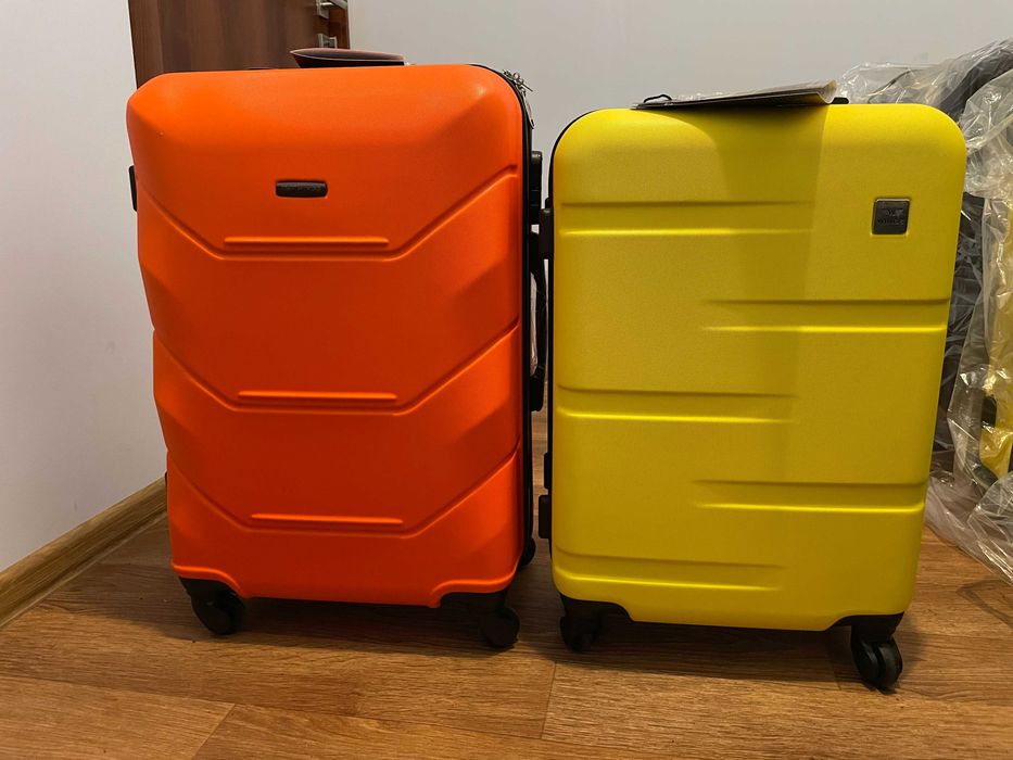 Акція! Валіза на колесах велика середня XS Чемодан большой маленький