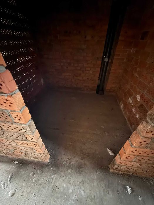 2к, середній поверх, будинок на етапі здачі, телефонуй