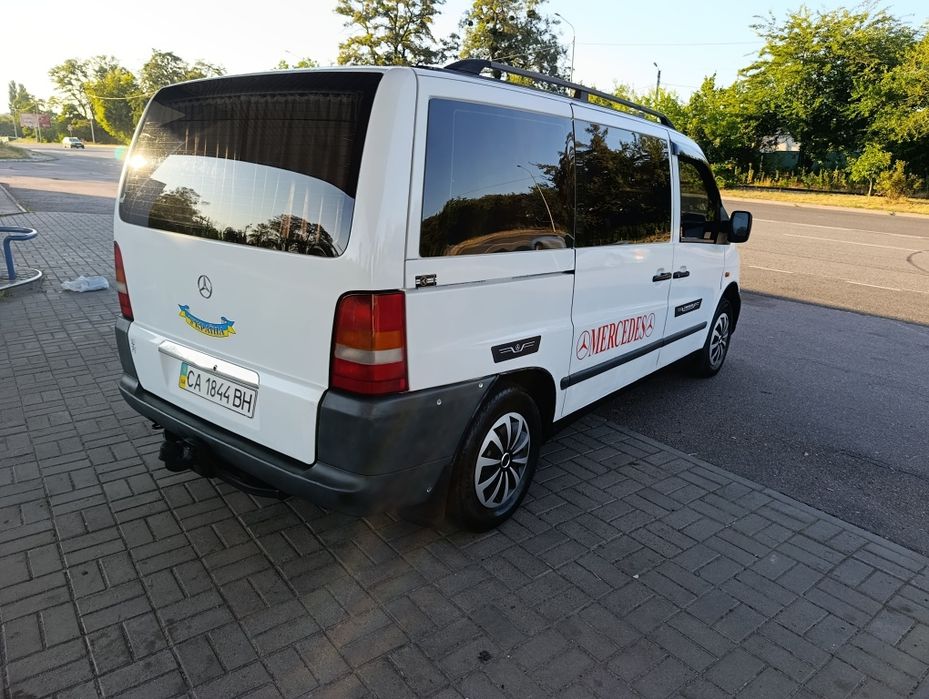 Продам Mercedes Vito пасажир 2.2 дизель.