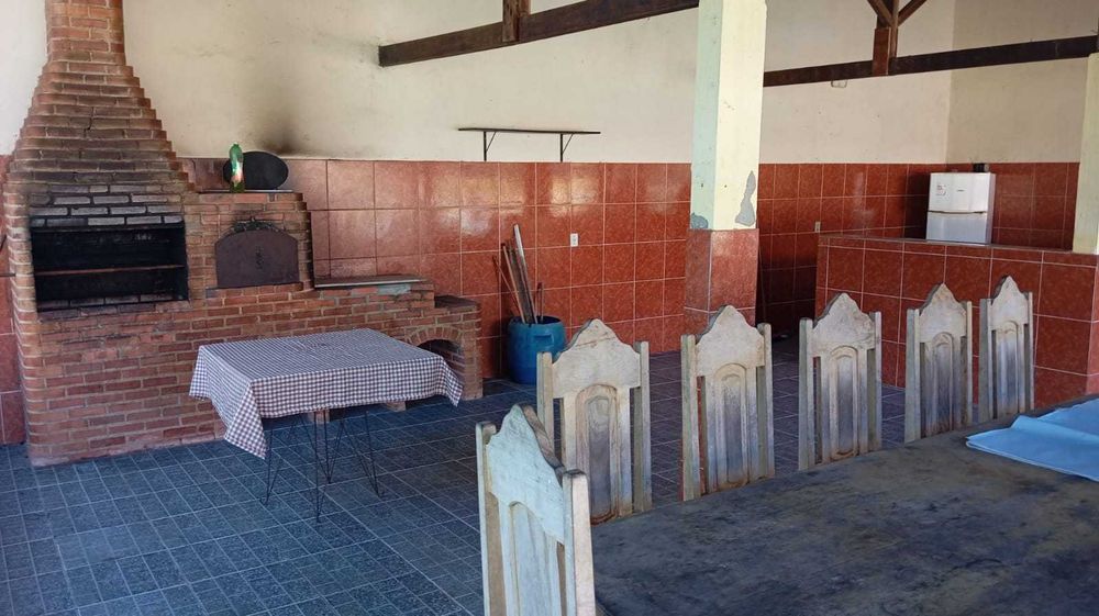 Sitio com duas casas  a venda