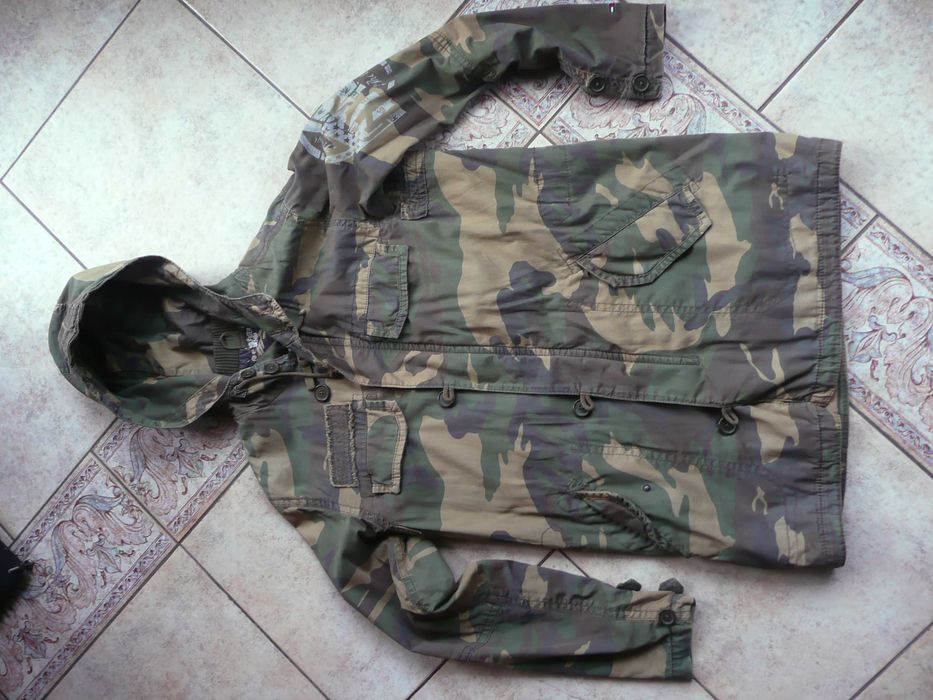 TOMMY HILFIGER piękna kurtka parka moro camo rozm M