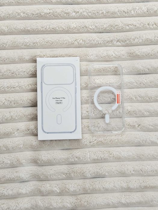iPhone 17 Pro Apple • Etui MagSafe • Przeźroczyste • Twarde