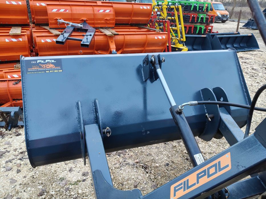 Łycha Szufla na Tuz traktora z kiprem z hydraulika Pług c330 c360