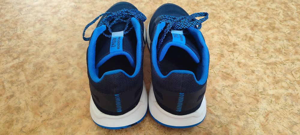 Кросівки New Balance 40 р. оригінал стан нових!